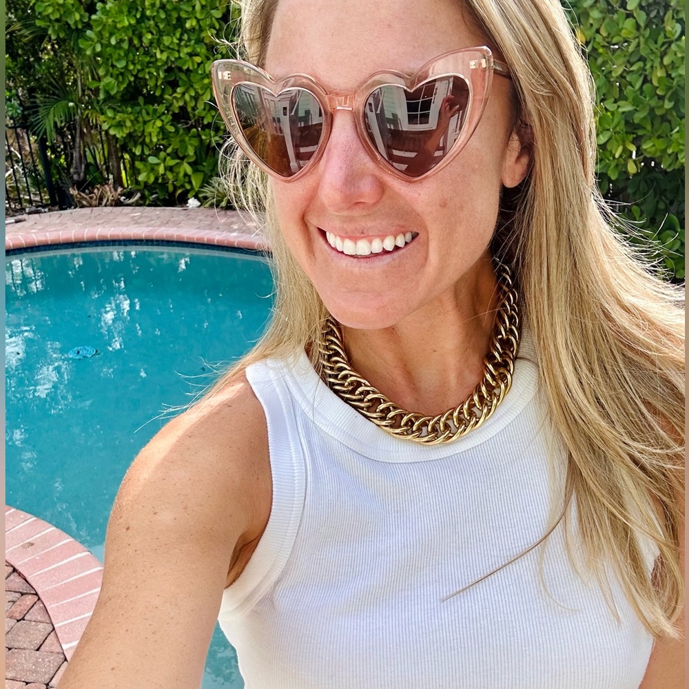 Elizabeth Cole Chunky Gold Link Statement Necklace - Picture 10 of 16